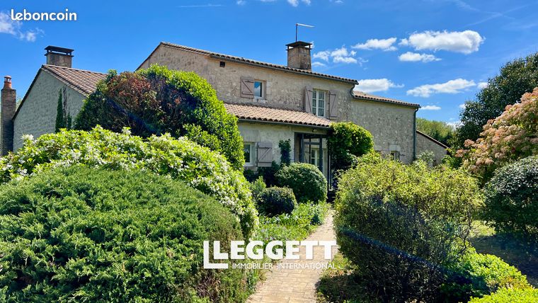 Maison 6 pièces 180 m²