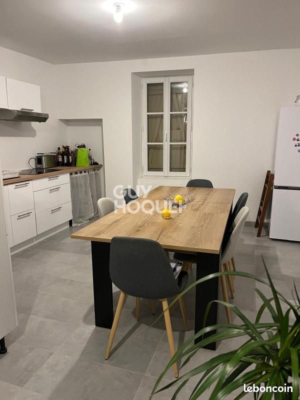 Maison 3 pièces 60 m² · à Fontenay-le-Comte · 60 m² · 660 €