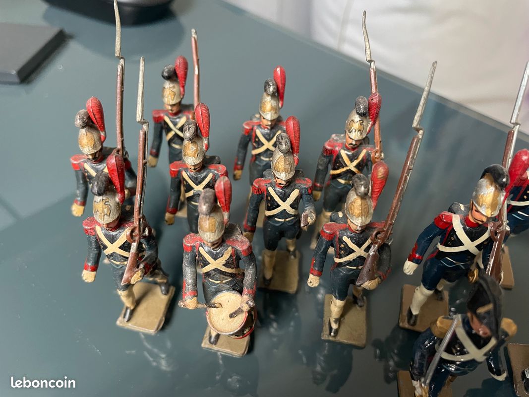 CBG Mignot Rare Boxed Set Of 12 Toy Soldiers Grenediers de La Guarde