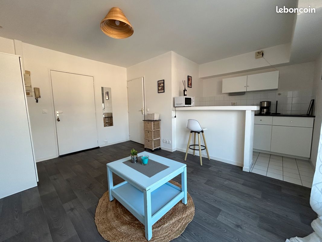 Appartement 1 pièce 22 m² · à Mennecy · 22 m² · 645 €/mois