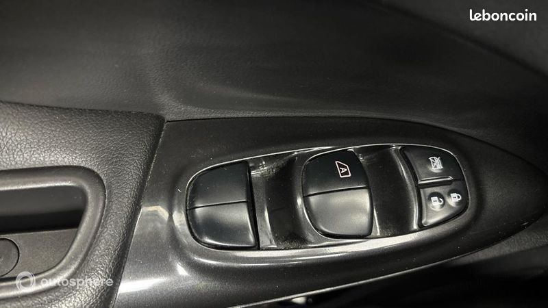 Nissan Juke 1.5 dCi 110ch N-Connecta 2018 (image 28)