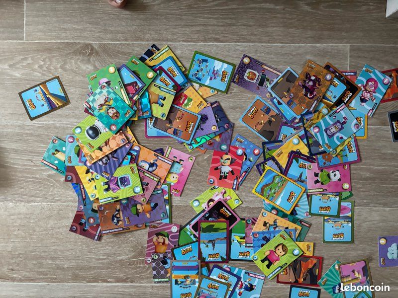 Lot Chemise Blister Cartes Cartes Panini Stumble Guys Série 2 - Lot