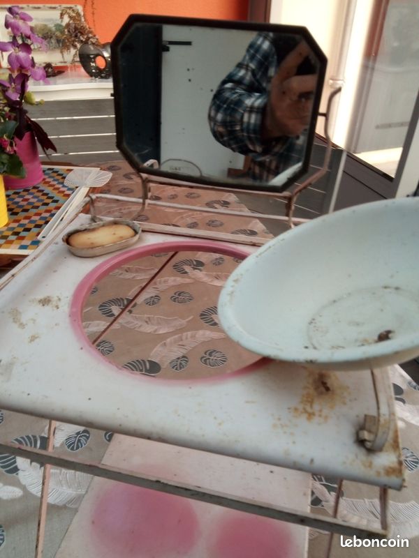 Table de toilette de poupée (image 7)