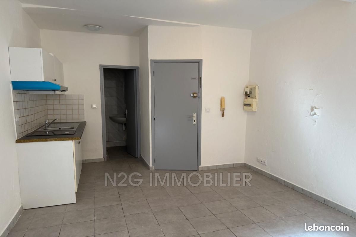 Appartement 1 pièce 16 m² · à Vallauris · 16 m² · 495 €