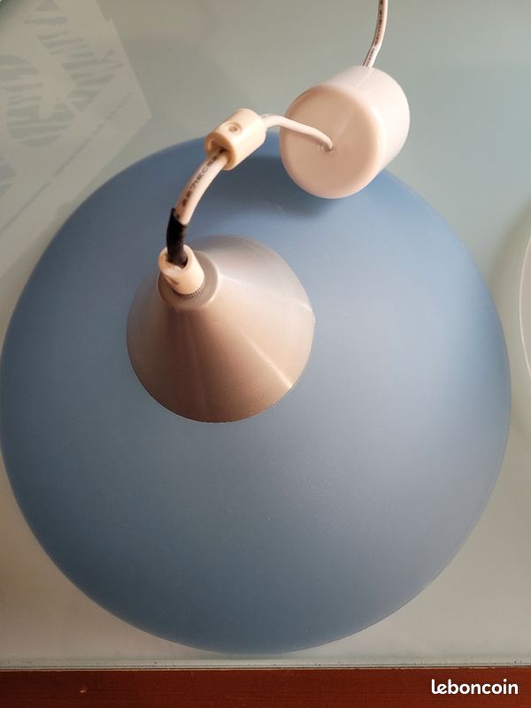 Lampe à suspendre bleue (image 2)