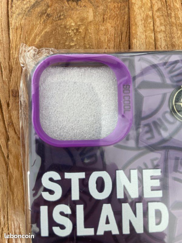 Coque Stone Island Pour IPhone 13 - Violet - Anti-choc Et Tendance