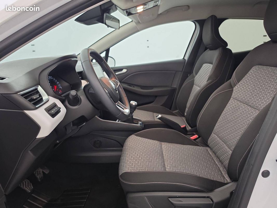 RENAULT Clio TCe 90 Evolution (image 18)