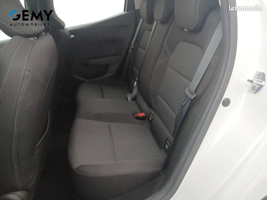 RENAULT Clio SCe 65 - 21N Zen (image 10)
