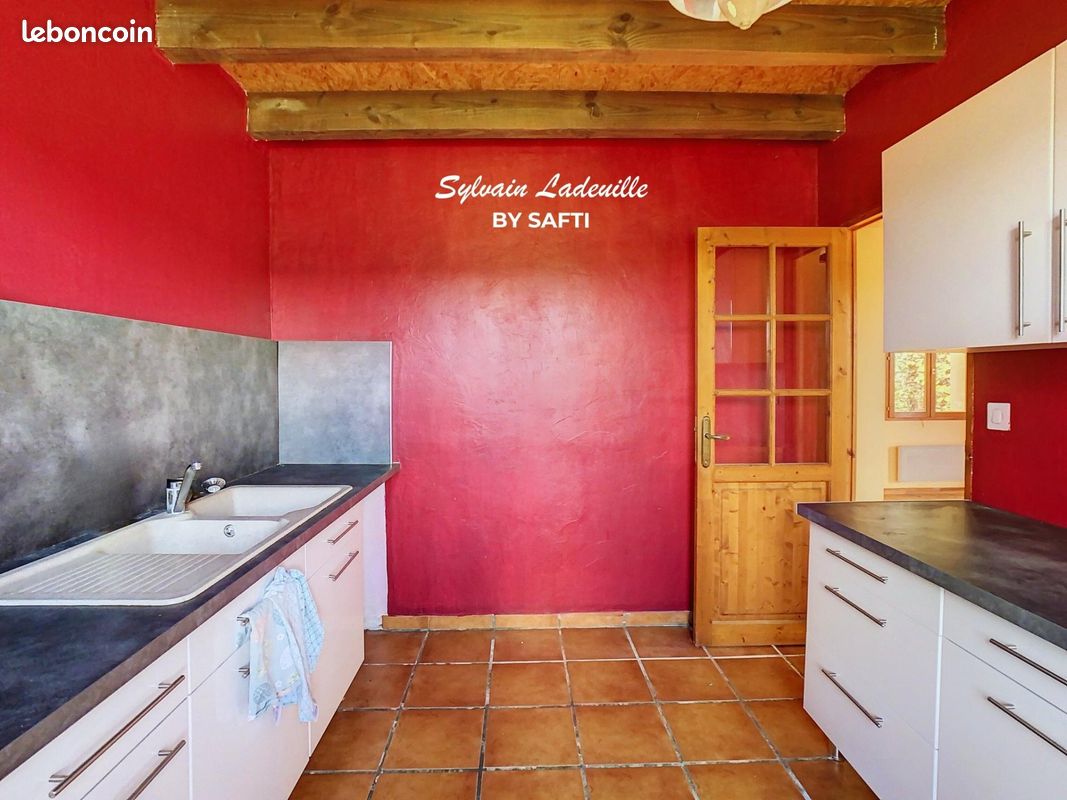 Propriété 5 pièces 110 m² - Les Eyzies 24620 (image principale 7)