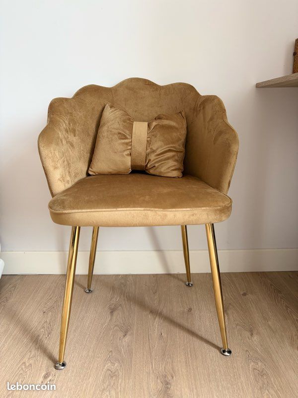 Chaise velours (image 1)
