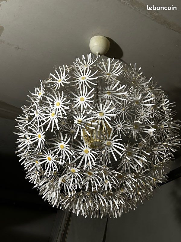 Lustre (image 1)