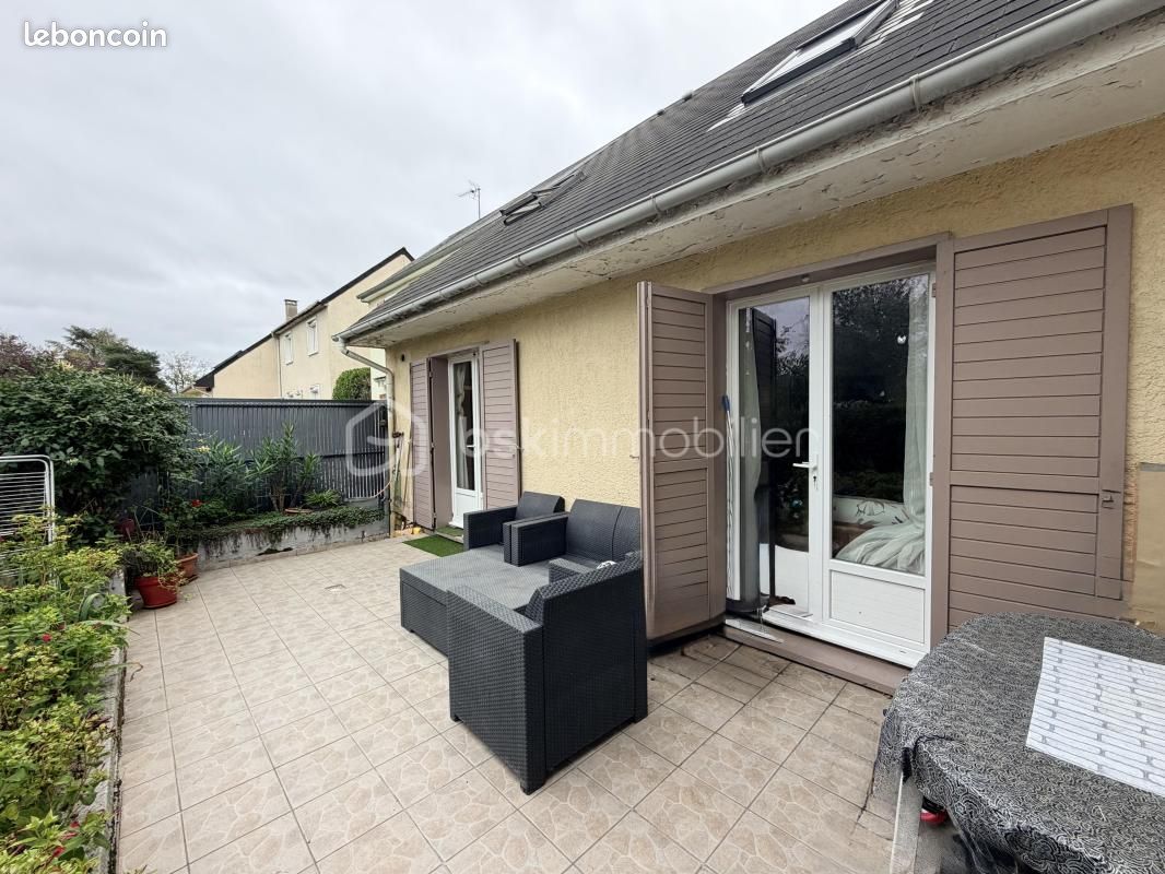 Maison 4 pièces 85 m² · à Monnaie · 85 m² · 218 400 €