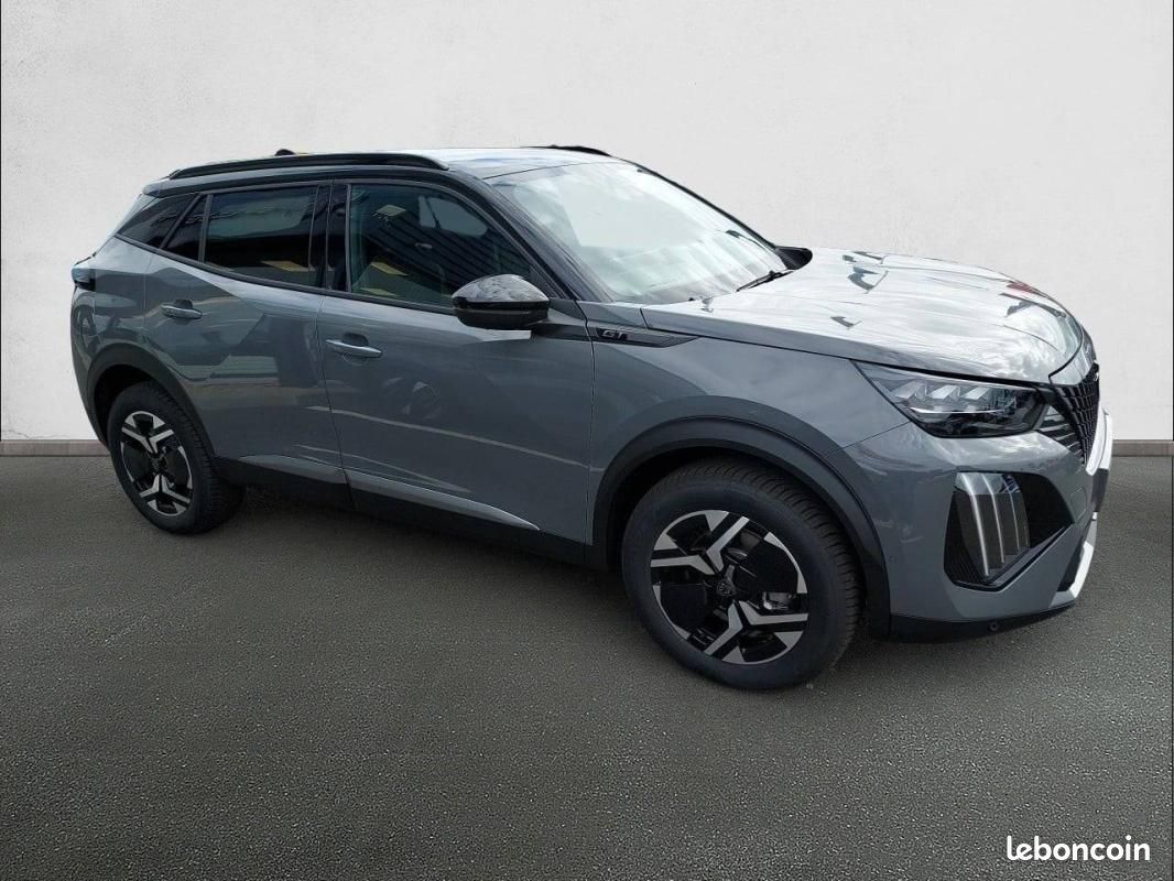 Peugeot 2008 Hybrid 145 e-DCS6 - GT Exclusive (image 4)