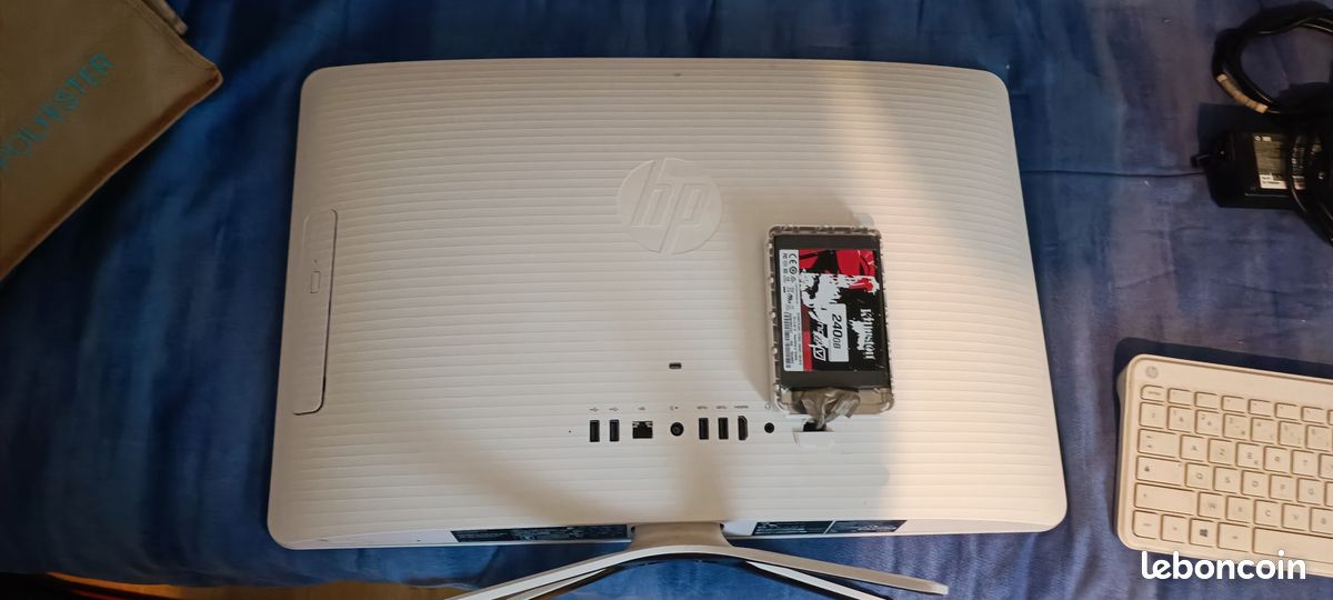 ORDINATEUR PC TOUT EN UN HP Modèle TPC-Q030-22 - Ordinateurs