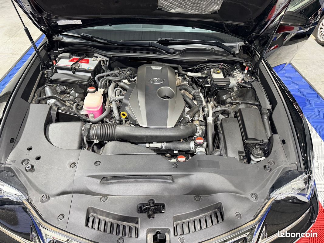 Lexus rc 200 turbo 245 ch f-sport en boite automatique / full cuir / camera de recul / gps / clim auto / garantie (image 10)