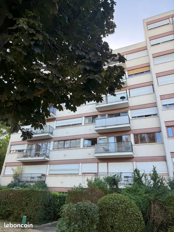 Appartement 2 pièces 44 m² · à Choisy-le-Roi · 44 m² · 195 000 €