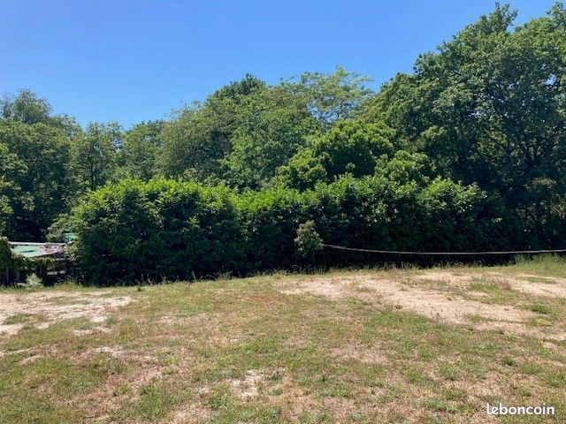 Terrain à bâtir de 619 m² à MONT-DE-MARSAN (40) · 64 000 €