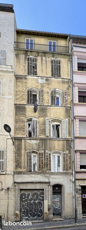 Appartement 11 pièces 246 m² · à Marseille · 246 m² · 680 000 €