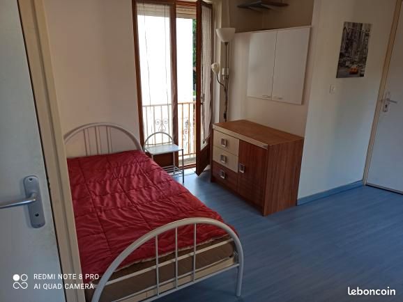 Appartement 1 pièce 18 m² · à Clermont-Ferrand · 18 m² · 400 €