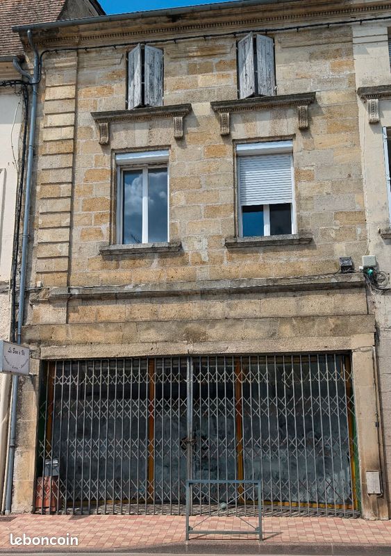 Maison 5 pièces 139 m² · à Montpon-Ménestérol · 139 m² · 122 500 €