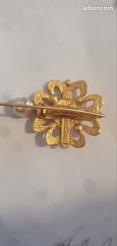 Broche balenciaga (image 2)