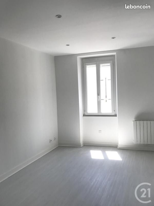 Appartement 1 pièce 23 m² - Magnac-sur-Touvre 16600 (image principale 1)