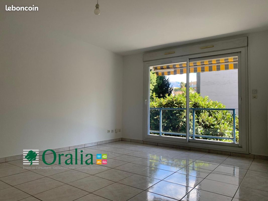 Appartement 3 pièces 68 m² · à Grenoble · 68 m² · 944 €/mois