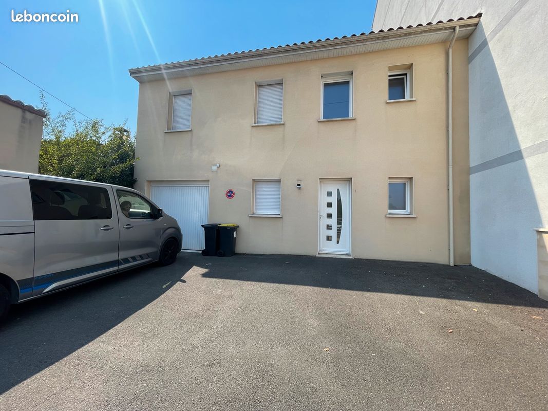 Maison 6 pièces 145 m² · à Cognac · 145 m² · 1 150 €/mois