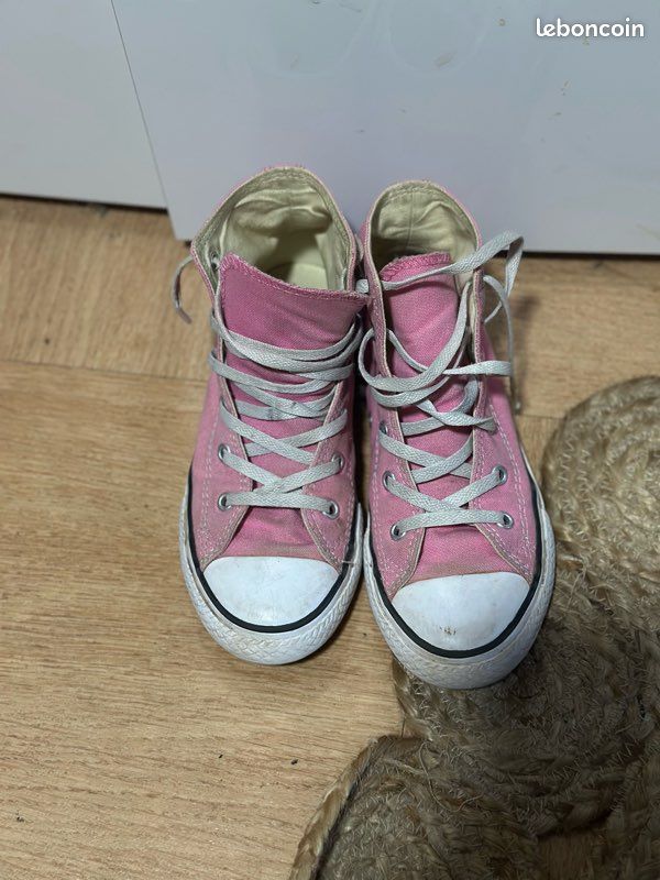Converse rose enfant (image 1)