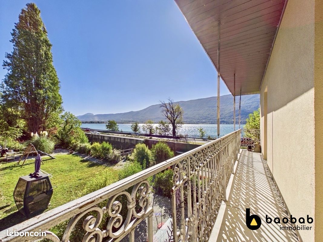 Maison 10 pièces 338 m² · à Tresserve · 338 m² · 1 889 900 €