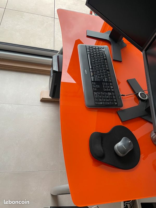 Bureau plateau en verre orange (image 2)