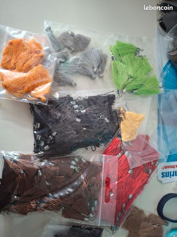 Lots de pompons (image 1)