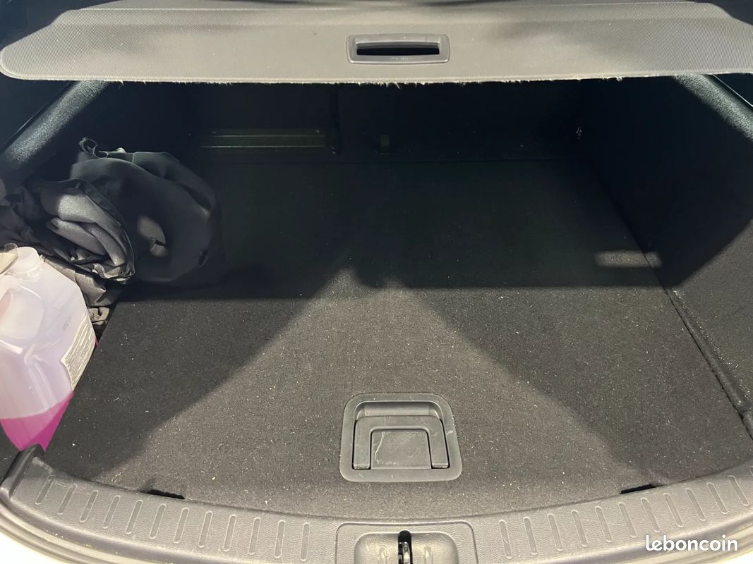 TOYOTA Corolla Touring Sport 2.0 Hybrid 184ch Design - TOIT OUVRANT - ENTRETIEN COMPLET TOYOTA (image 31)
