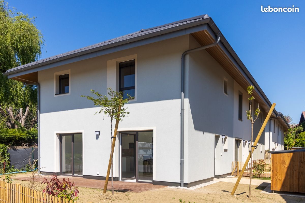 Maison 4 pièces 87 m² · à Messery · 87 m² · 2 100 €/mois