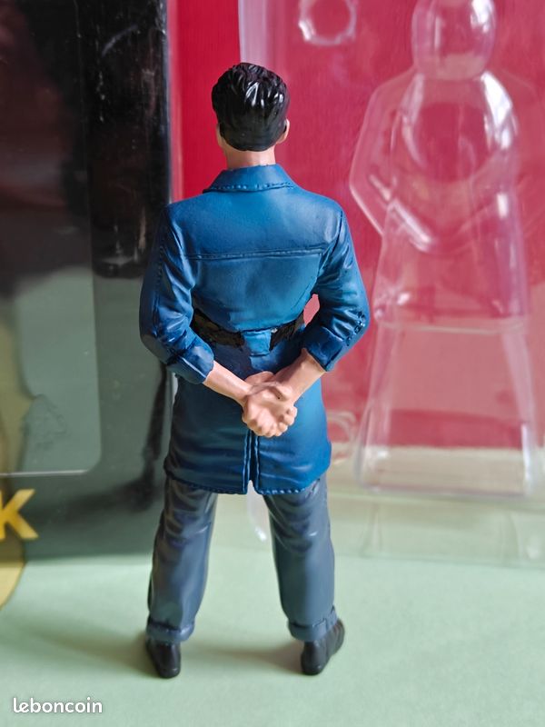 Enzo Ferrari Figurine Diorama 1/18 Le Mans Miniatures FLM118038