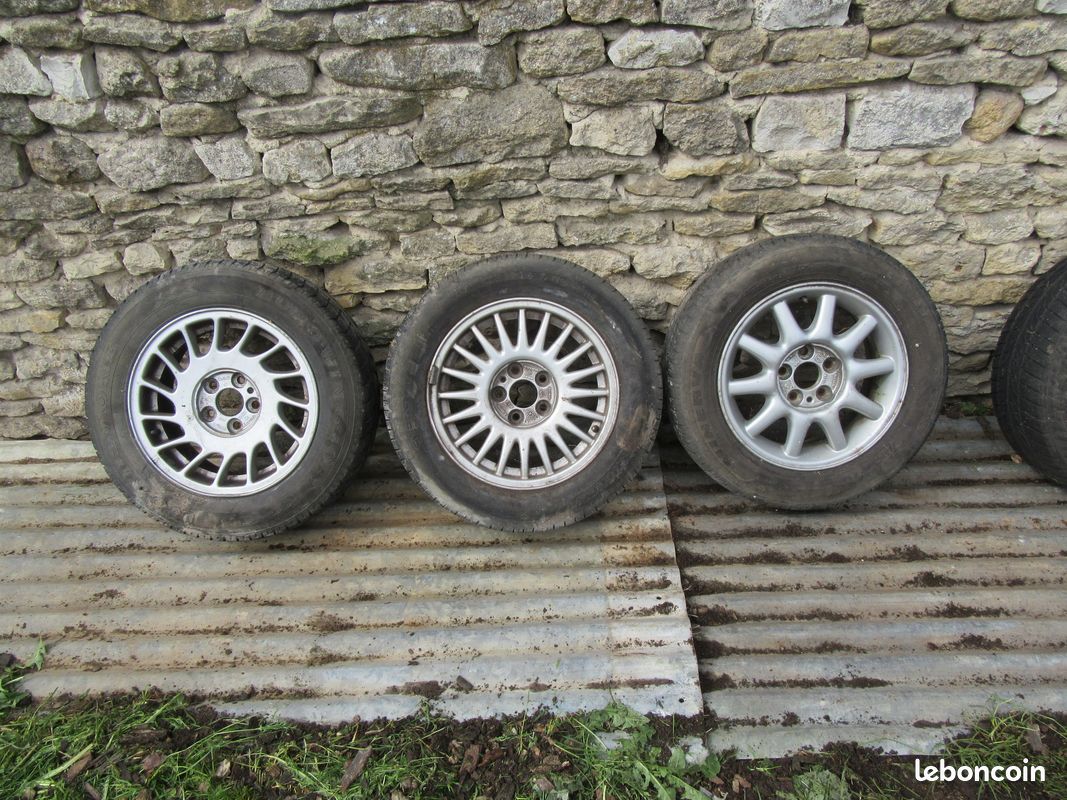 Jante alliage 15 pouces pour volvo 200 700 900 (image 1)