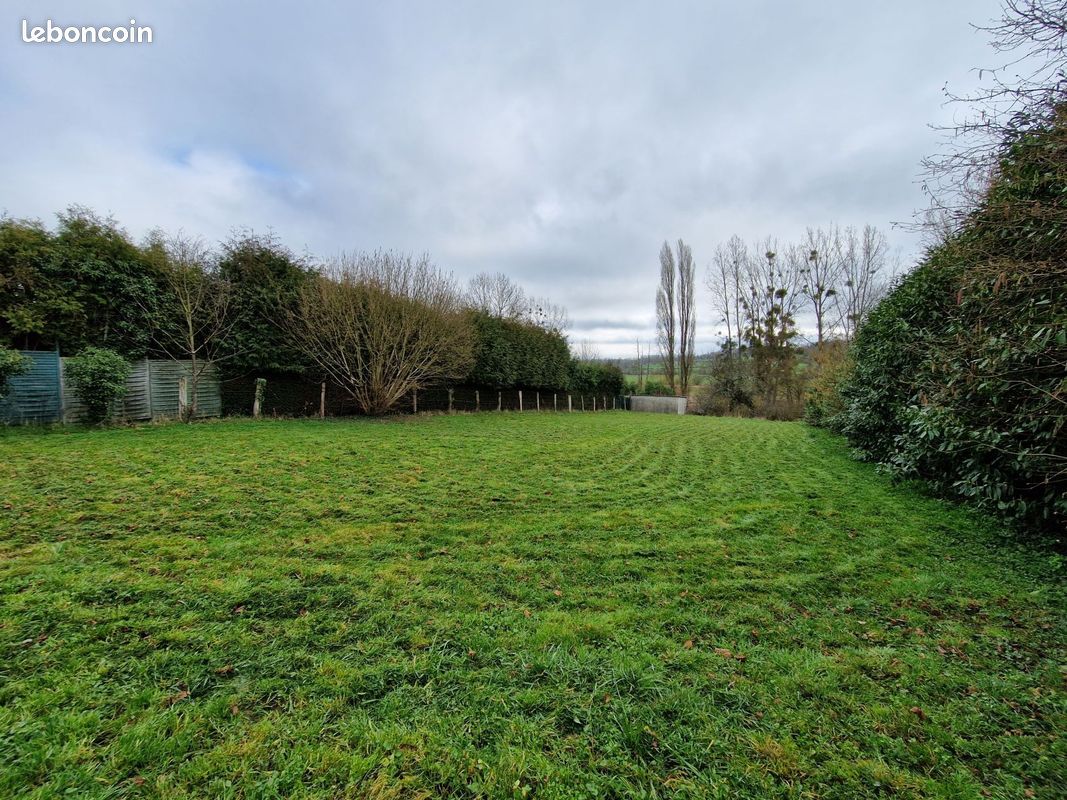 Terrain 1130 m² · à Condé-sur-Sarthe · 87 000 €