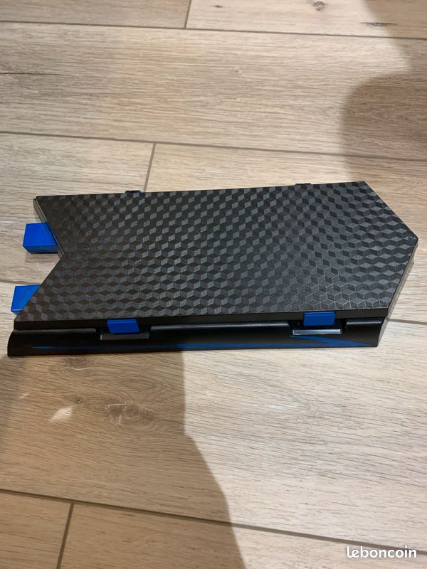 Support ps4 avec ventilateur et recharge manettes (image 2)