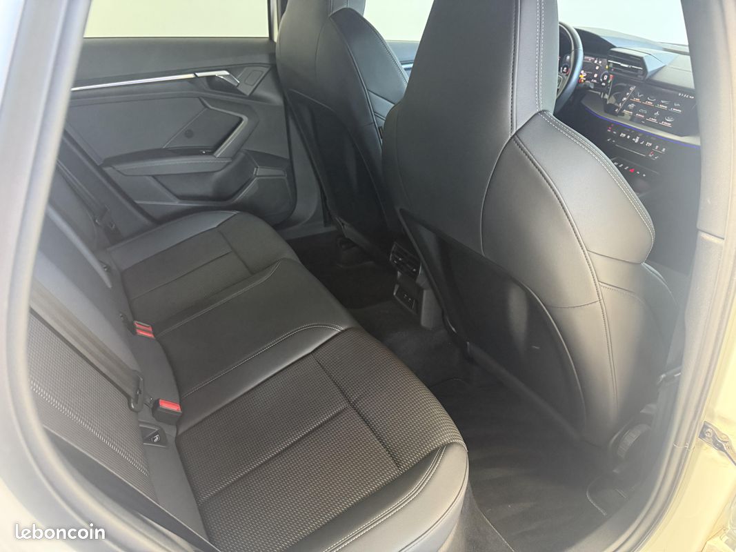 AUDI A3 Sportback 35 TDI 150 S tronic 7 S Line (image 29)