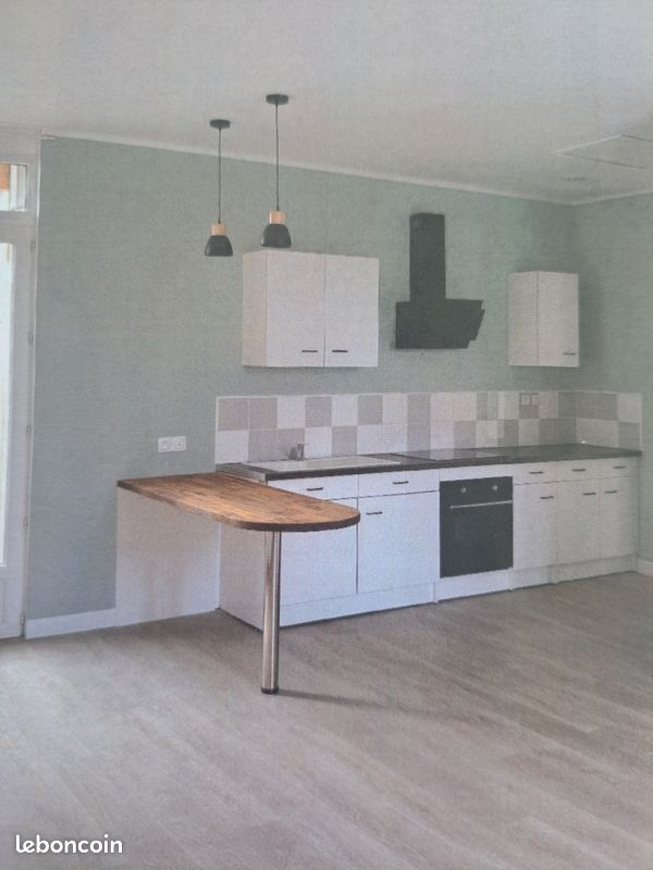 Appartement 3 pièces 55 m² · à Saintes · 55 m² · 695 €/mois