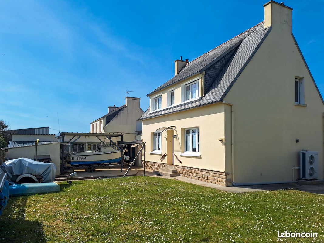 Maison 6 pièces 115 m² · à Plogoff · 115 m² · 298 500 €