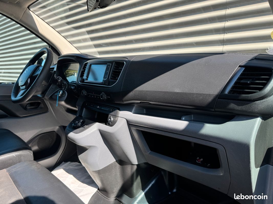 CITROEN JUMPY III TAILLE M 2.0 BLUEHDI 120 S&S DRIVER EAT8 (Caméra de recul, Apple Carplay, TVA récupérable) HT 16 241 (image 4)