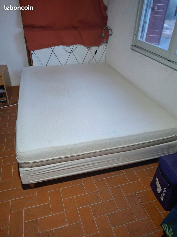 Matelas + sommier (lit) 140x190 (image 3)