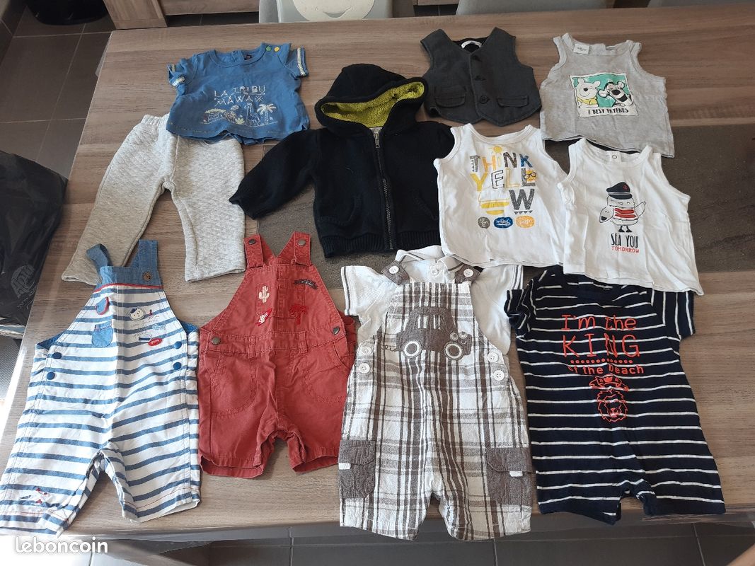 Lot vêtements garcon 6 mois (image 1)