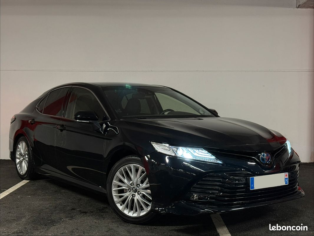 🚘 TOYOTA CAMRY LOUNGE 2.5 HYBRID 218ch BVA e-CVT - JBL - HUD - CUIR - SIÈGES ÉLECTRIQUES - CRIT’AIR 1🟣 (image 3)