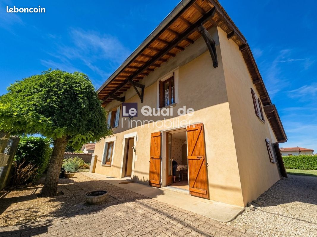 Maison 6 pièces 115 m² · à Brézins · 115 m² · 279 000 €