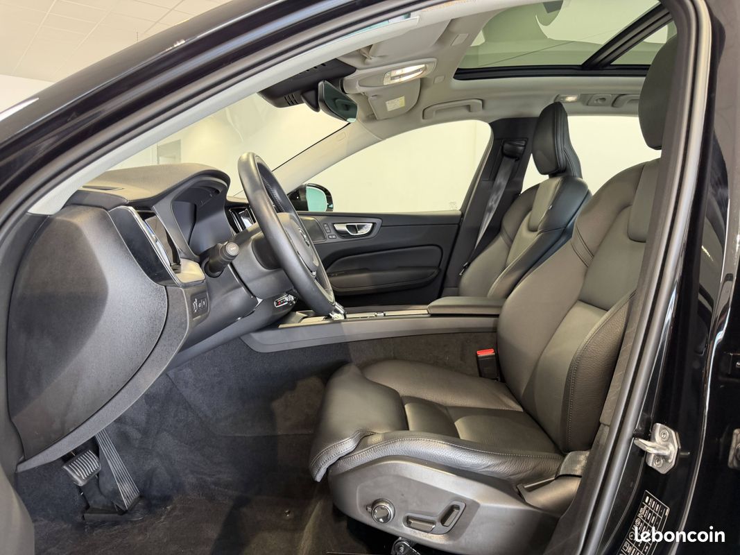 VOLVO XC60 T6 Recharge AWD 253 ch + 87 ch Geartronic 8 Inscription Luxe (image 8)