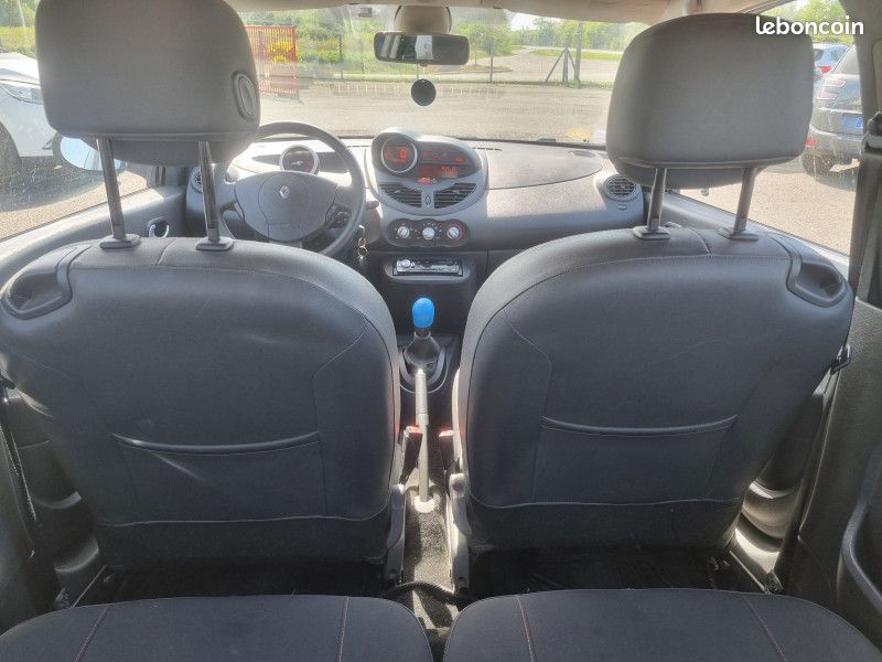 Renault TWINGO II 1.5 DCI 65CH DYNAMIQUE (image 18)