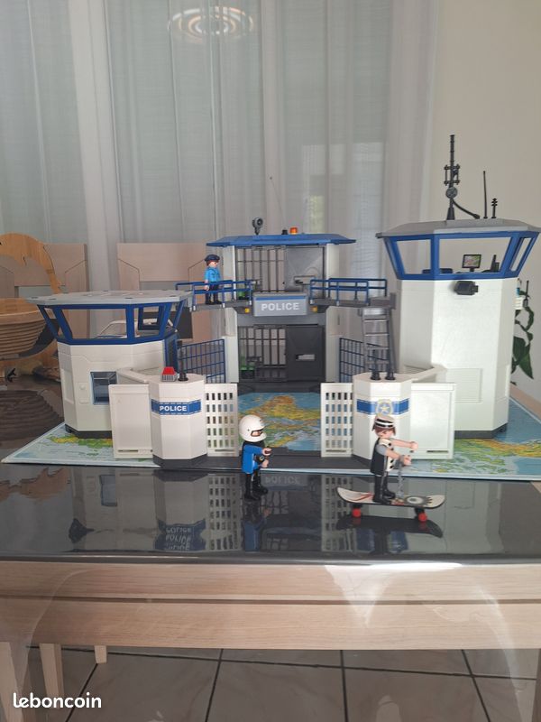 Caserne playmobil 6919 (image 6)