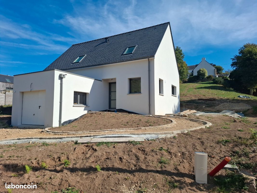 Maison 5 pièces 104 m² · à Douarnenez · 104 m² · 1 250 €/mois